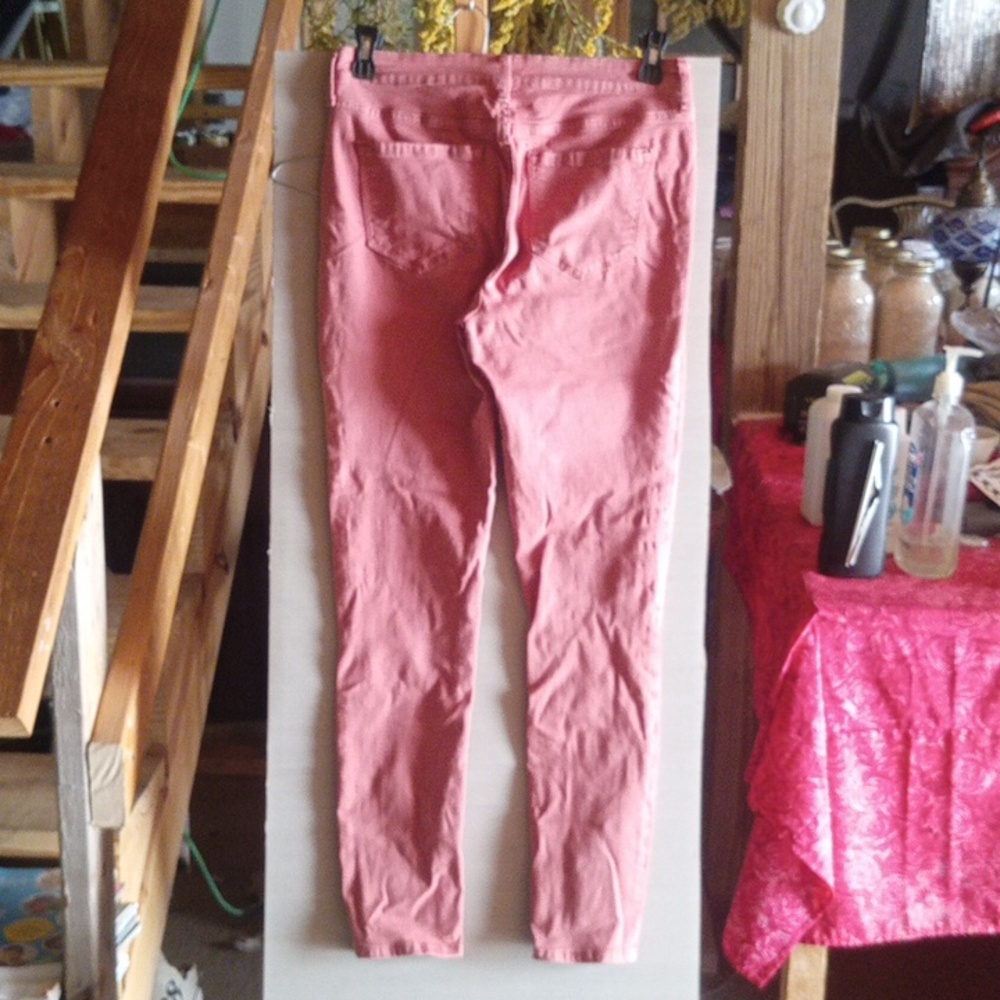Old Navy Women's Coral Skinny Jeans - Picture 8 of 10